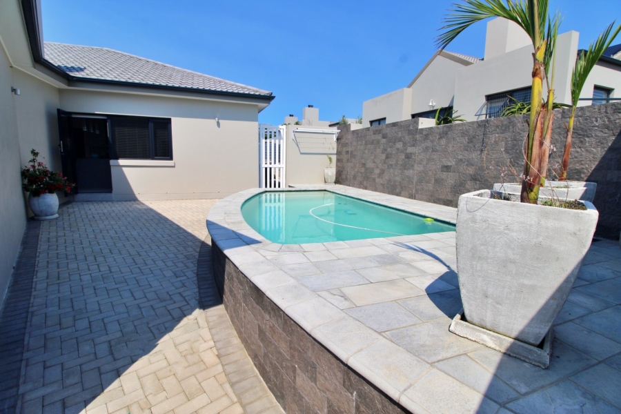 3 Bedroom Property for Sale in Reebok Western Cape
